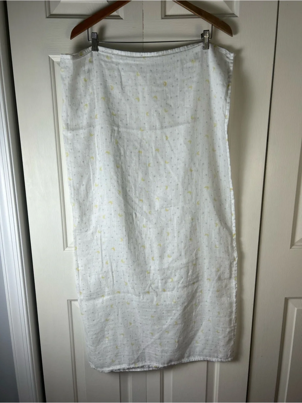 Ideal Baby by Aden + Anais Moon Stars Swaddle Blanket Yellow White Gray Muslin